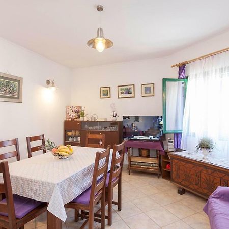 Holiday Home Lavanda Grubisic Tučepi エクステリア 写真