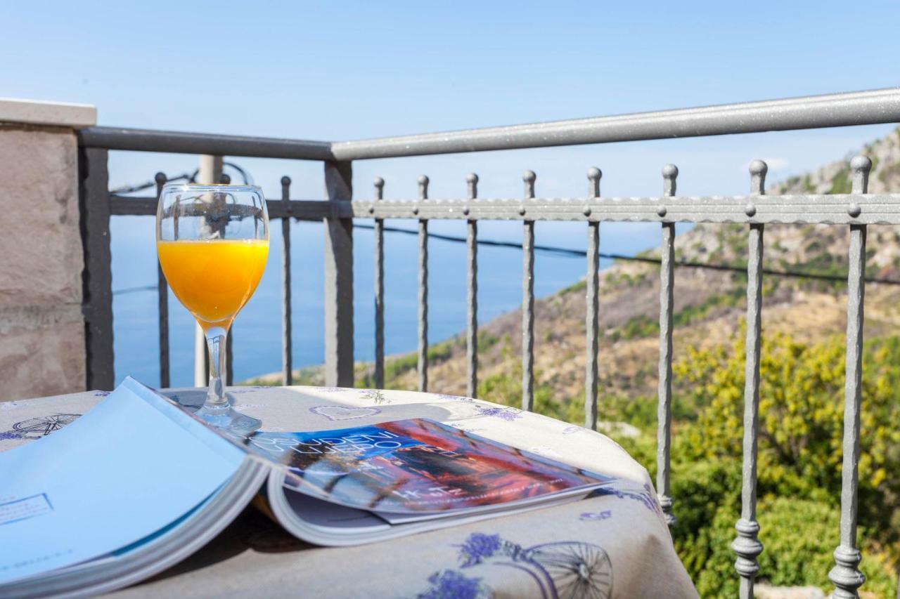 Holiday Home Lavanda Grubisic Tučepi エクステリア 写真