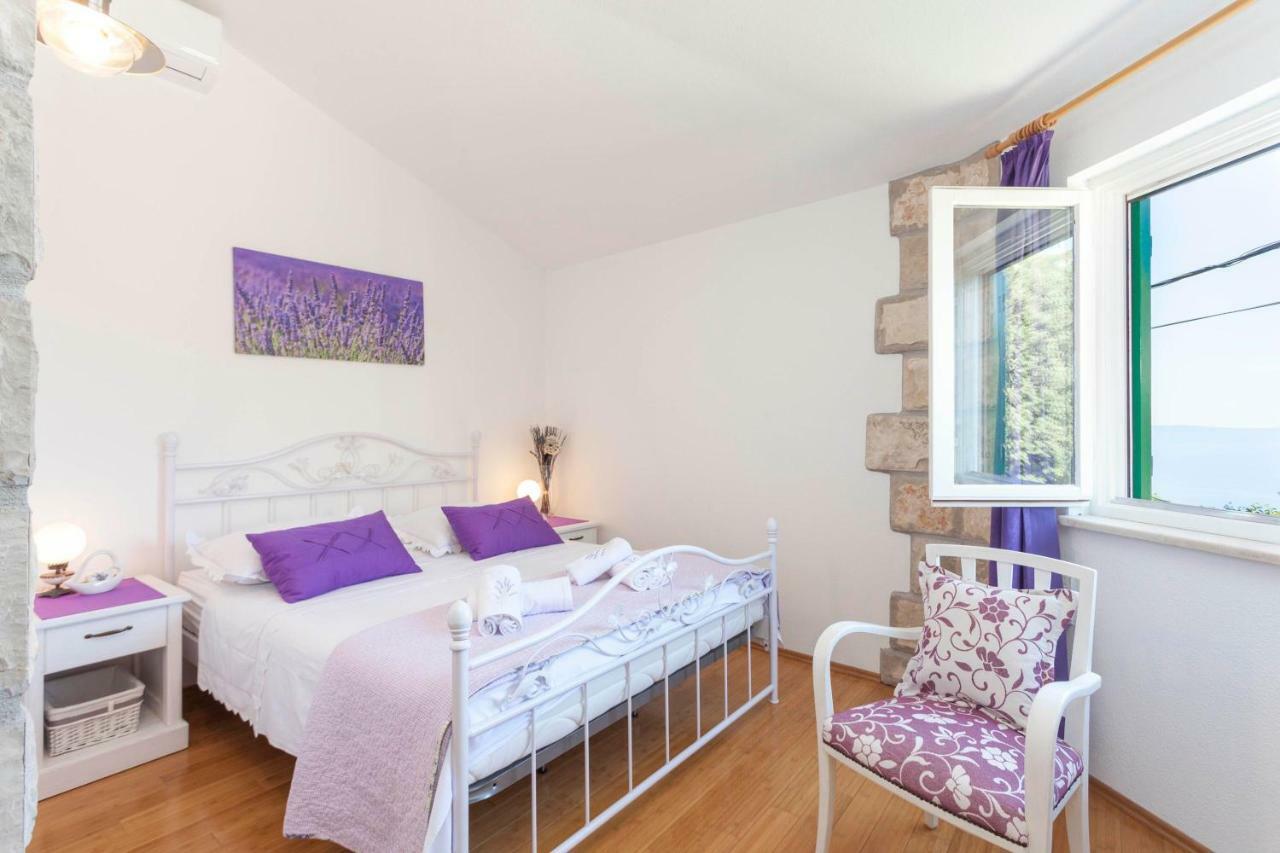 Holiday Home Lavanda Grubisic Tučepi エクステリア 写真