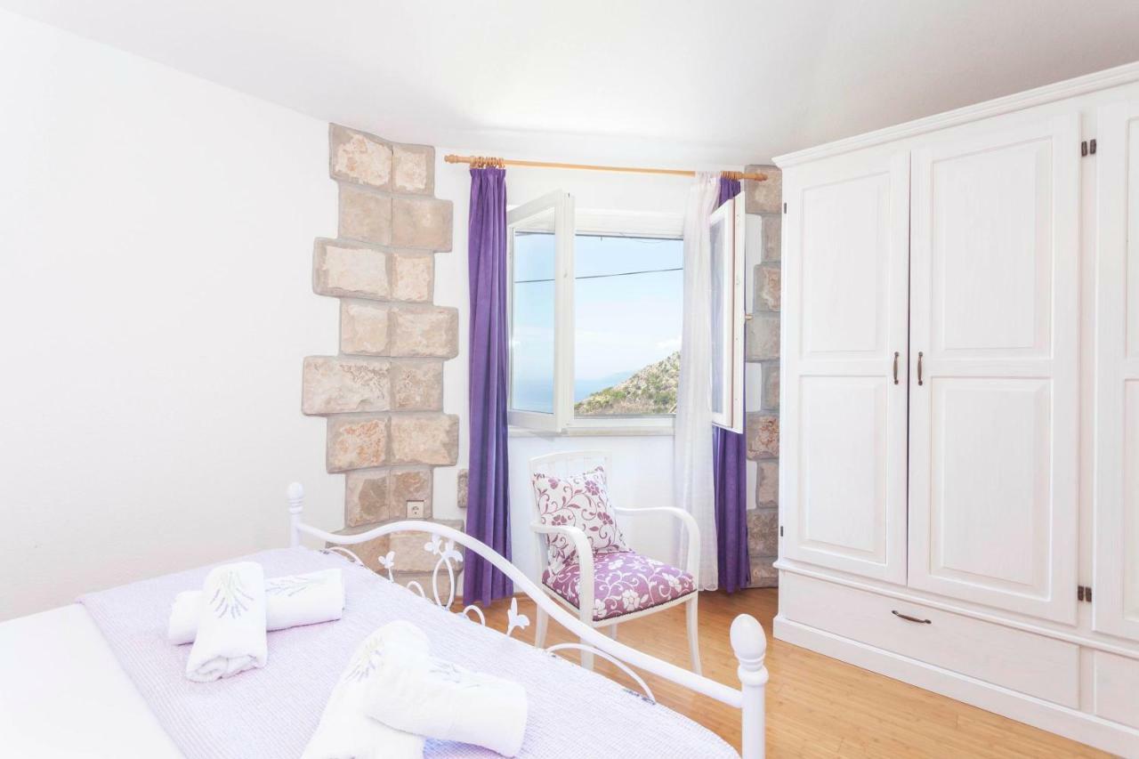 Holiday Home Lavanda Grubisic Tučepi エクステリア 写真