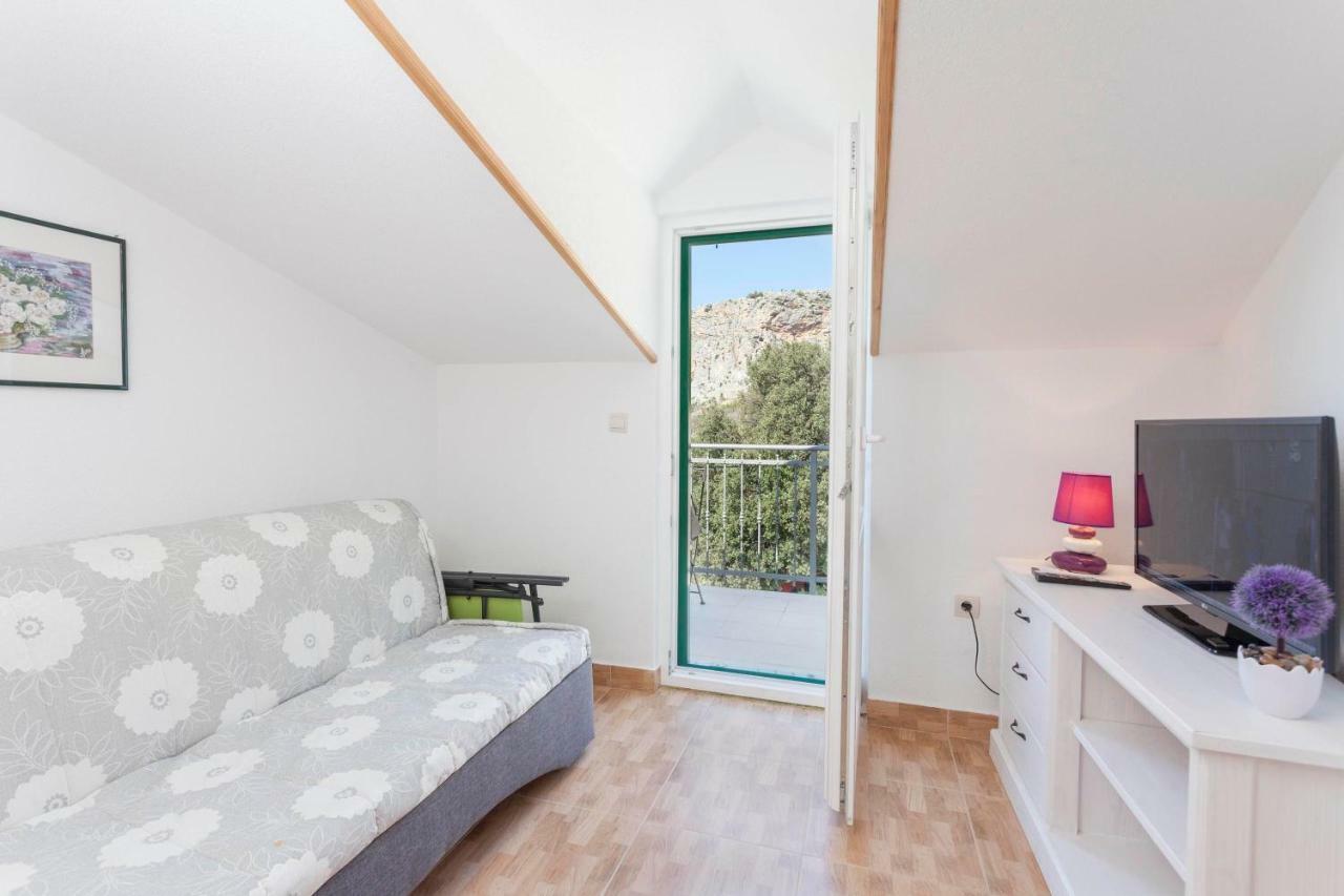Holiday Home Lavanda Grubisic Tučepi エクステリア 写真